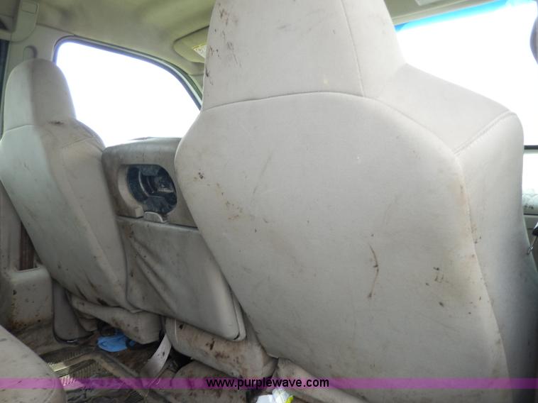 image for item D4780 2007 Ford F250 XLT Super Duty Crew Cab pickup truck