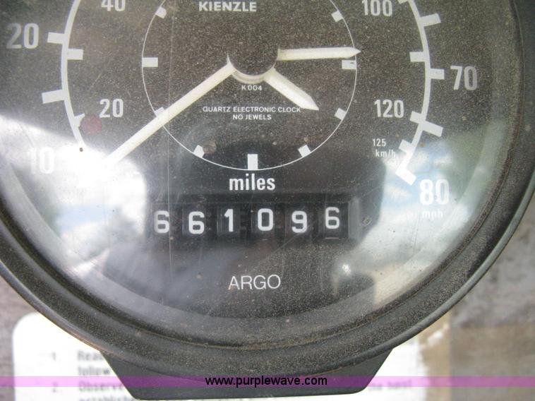 image for item D8358 1993 Freightliner FLC truck cab and chassis