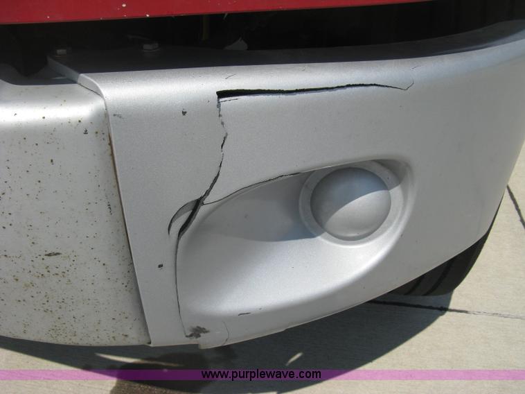 image for item D8373 2004 Mercedes Benz Business Class M2 truck cab and chassis