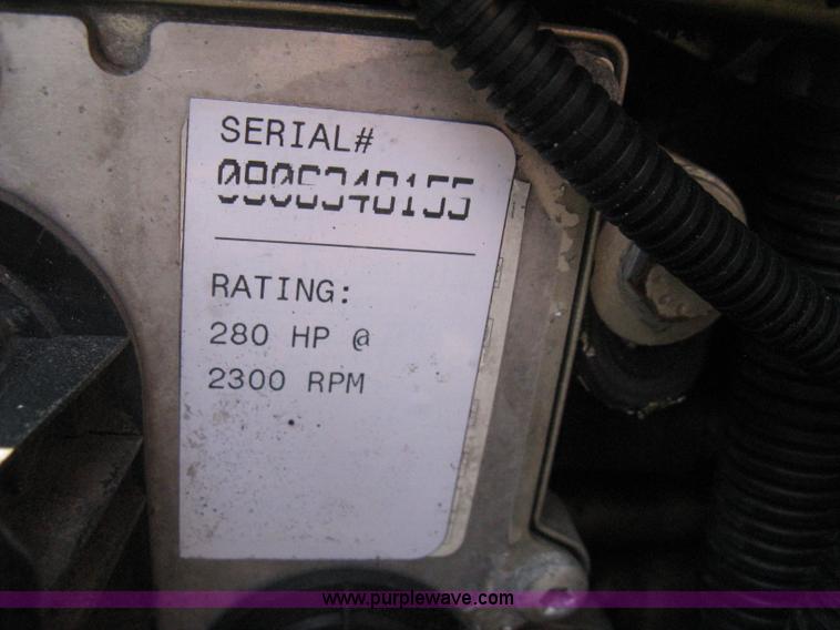 image for item D8373 2004 Mercedes Benz Business Class M2 truck cab and chassis