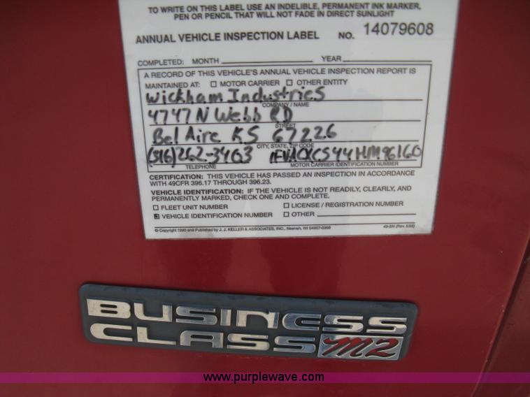 image for item D8373 2004 Mercedes Benz Business Class M2 truck cab and chassis