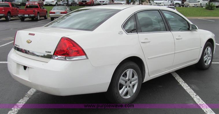 image for item E3956 2007 Chevrolet Impala LS