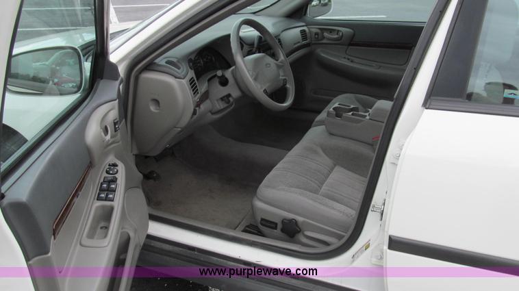 image for item E3957 2005 Chevrolet Impala
