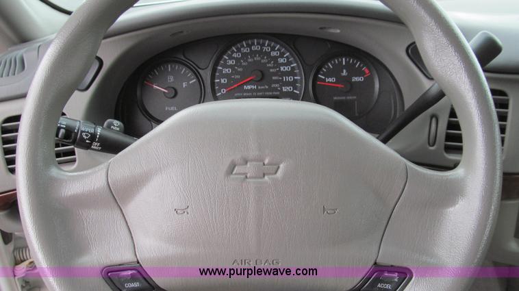 image for item E3957 2005 Chevrolet Impala