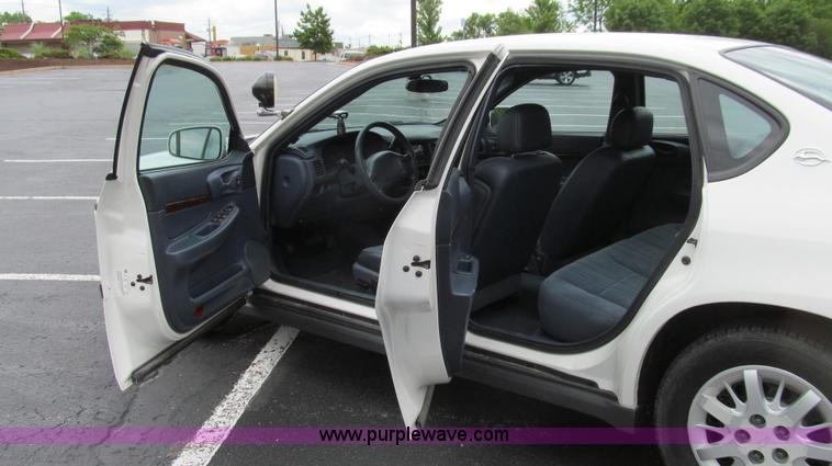 image for item E3959 2003 Chevrolet Impala