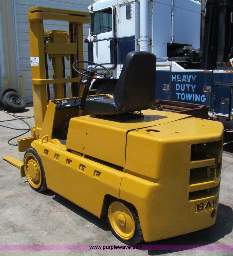 image for item F5080 Baker Industrial FGD-060 forklift