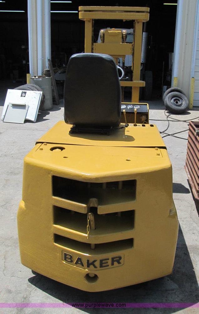 image for item F5080 Baker Industrial FGD-060 forklift