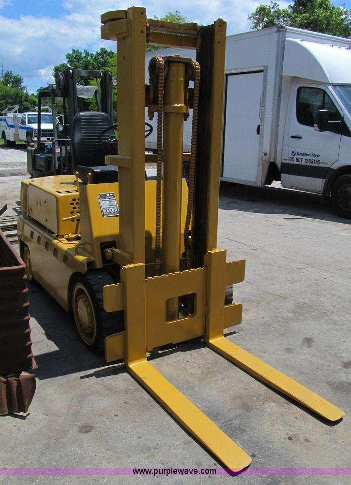 image for item F5080 Baker Industrial FGD-060 forklift