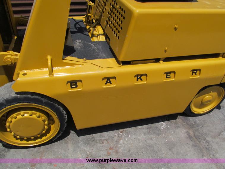 image for item F5080 Baker Industrial FGD-060 forklift