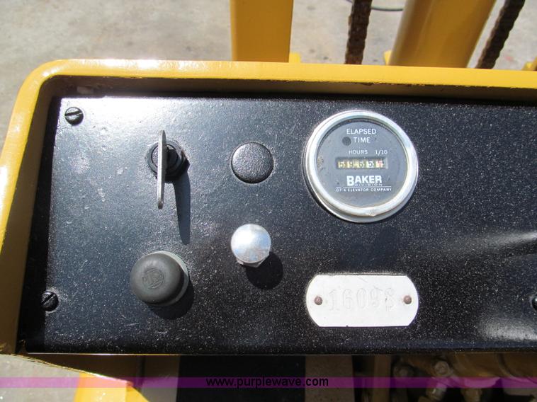 image for item F5080 Baker Industrial FGD-060 forklift