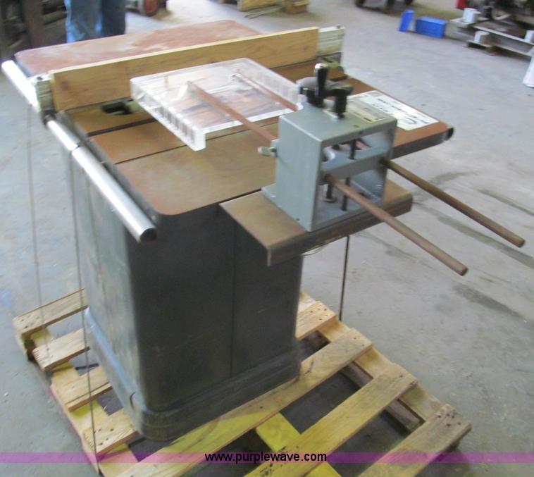 image for item F5084 Delta table saw