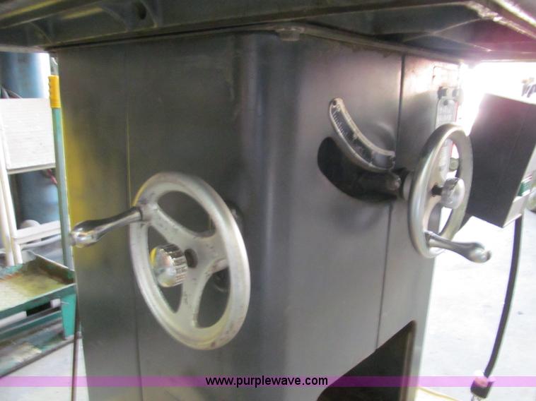 image for item F5084 Delta table saw