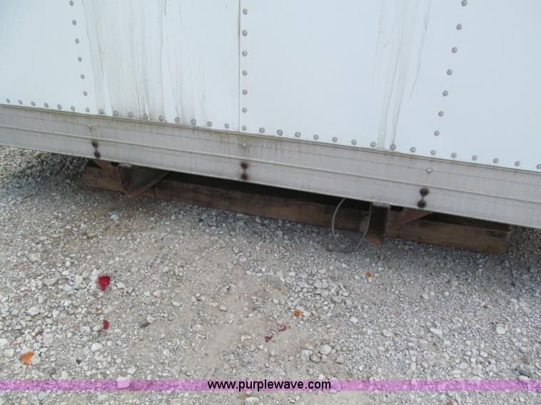 image for item F5089 1989 Morgan Corporation 18'L truck toolbox