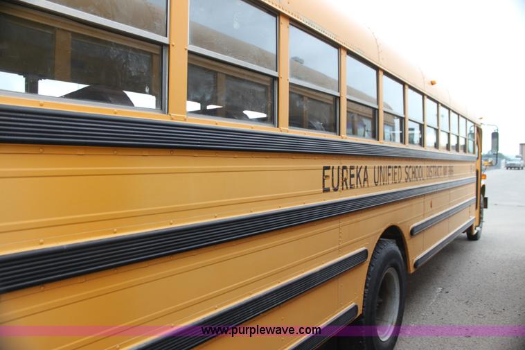 image for item F8607 1990 GMC 6000 school bus