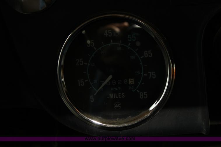 image for item F8607 1990 GMC 6000 school bus