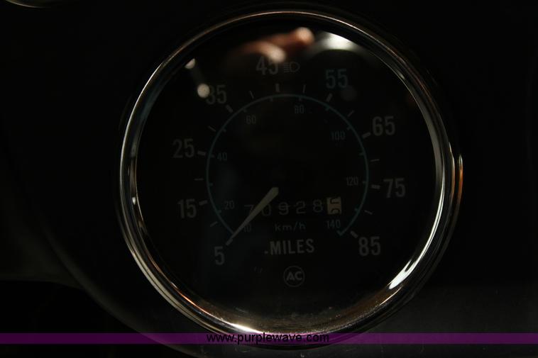 image for item F8607 1990 GMC 6000 school bus