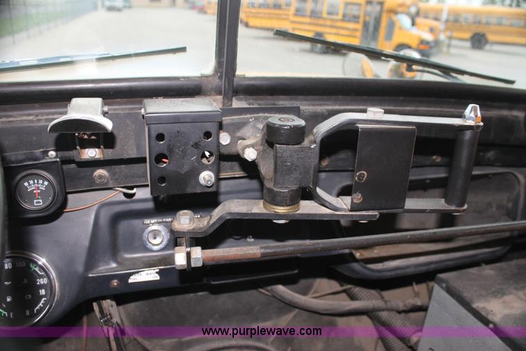image for item F8607 1990 GMC 6000 school bus