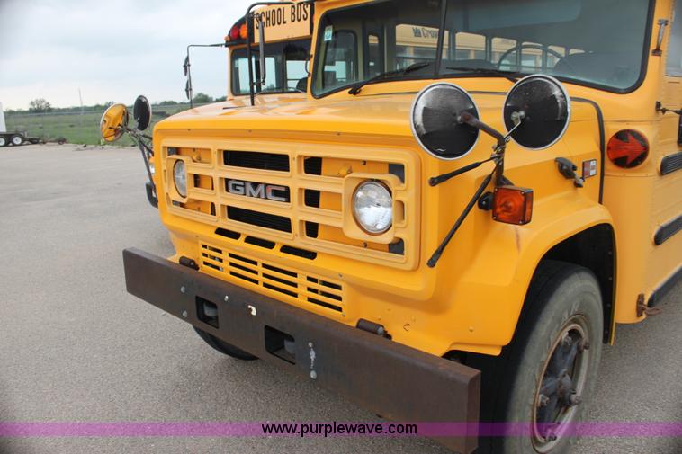 image for item F8607 1990 GMC 6000 school bus