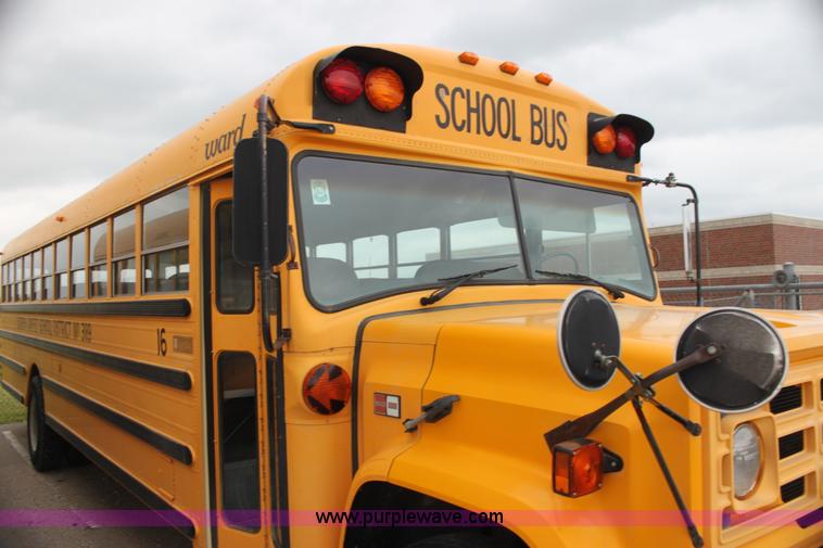 image for item F8607 1990 GMC 6000 school bus