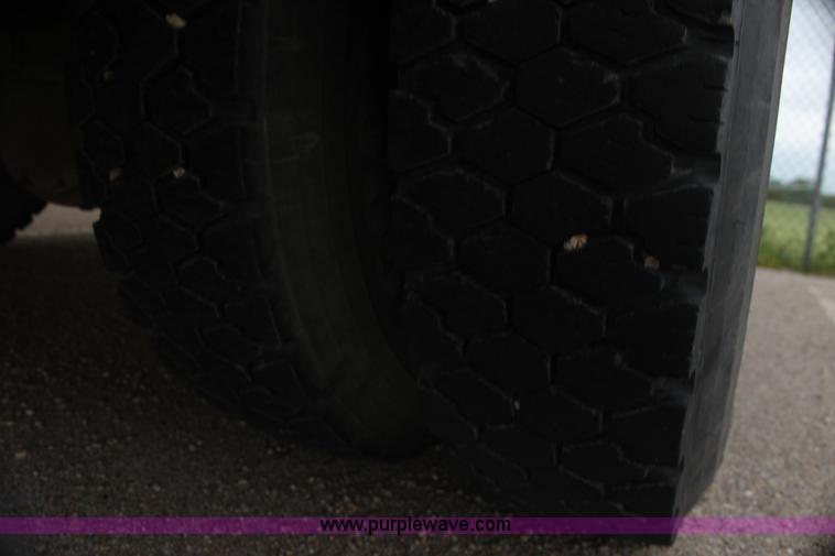 image for item F8607 1990 GMC 6000 school bus