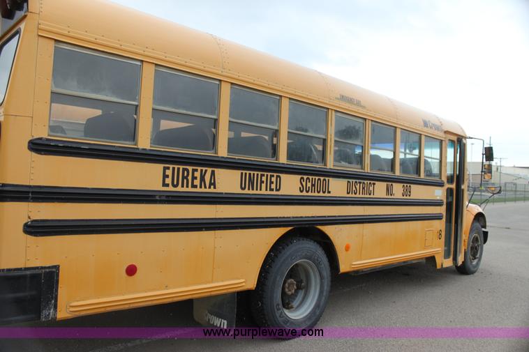 image for item F8608 1997 International 3800 school bus