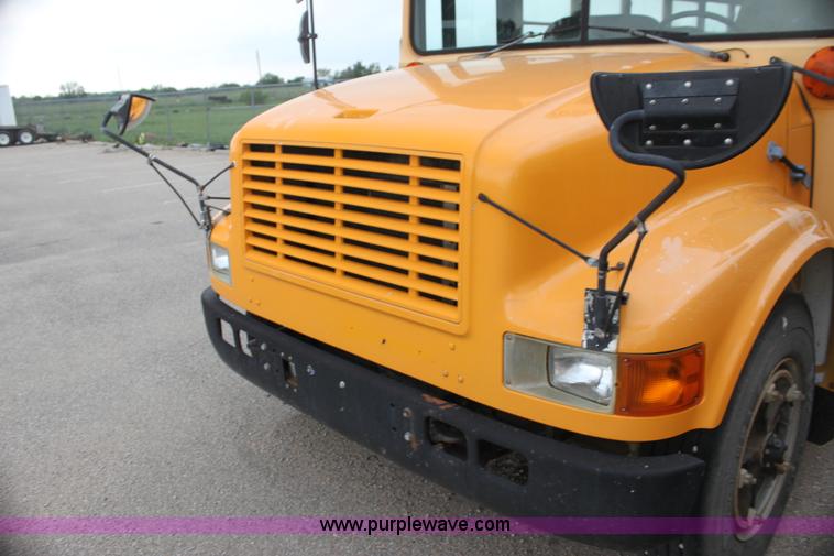 image for item F8608 1997 International 3800 school bus