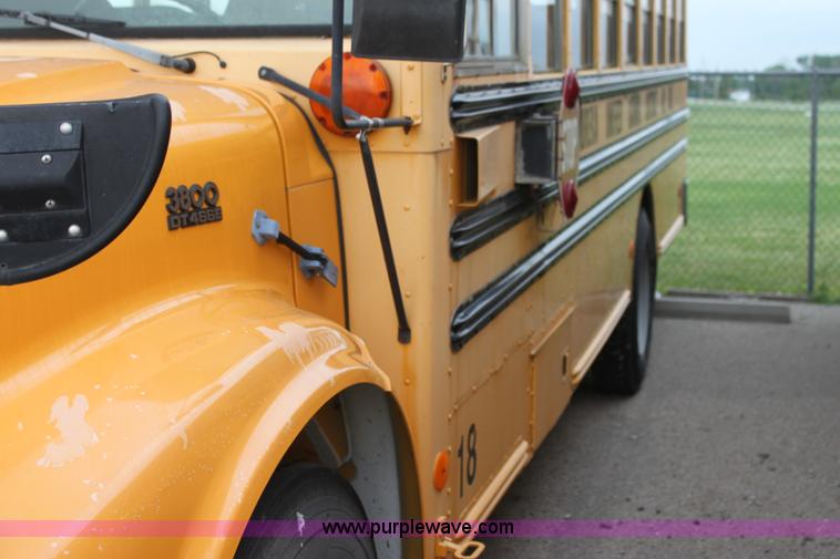 image for item F8608 1997 International 3800 school bus