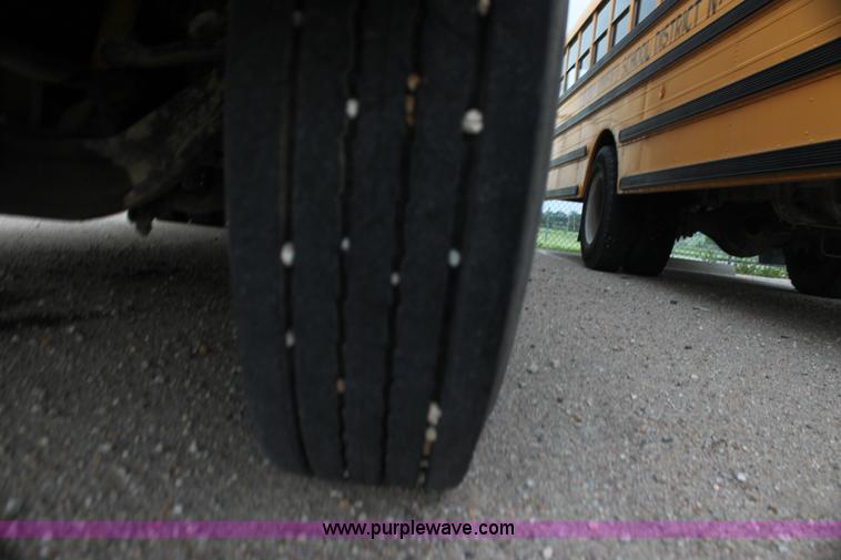 image for item F8608 1997 International 3800 school bus