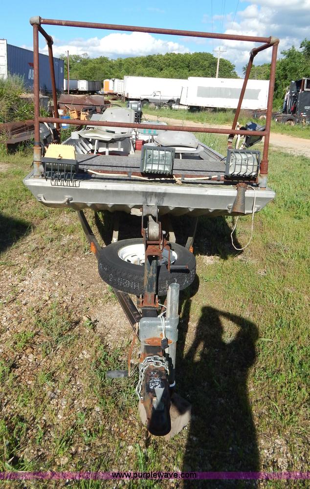image for item G3212 1989 Alweld aluminum fishing boat and trailer