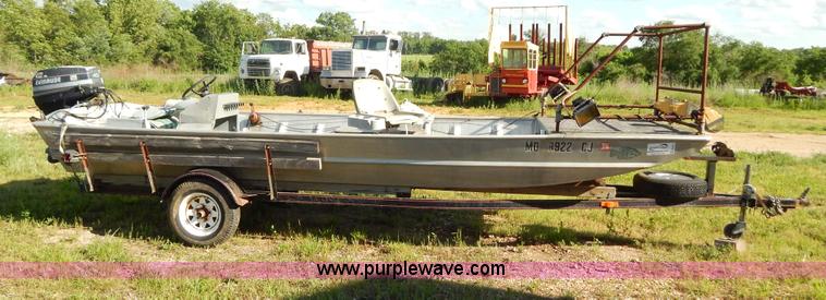 image for item G3212 1989 Alweld aluminum fishing boat and trailer