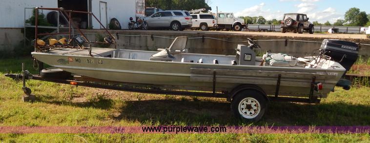image for item G3212 1989 Alweld aluminum fishing boat and trailer