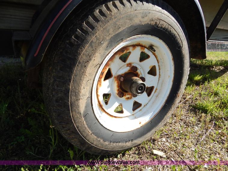 image for item G3212 1989 Alweld aluminum fishing boat and trailer