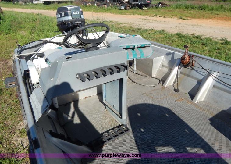 image for item G3212 1989 Alweld aluminum fishing boat and trailer