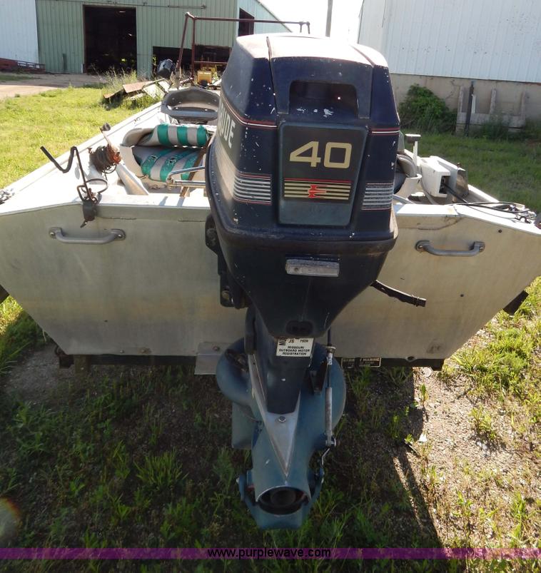 image for item G3212 1989 Alweld aluminum fishing boat and trailer