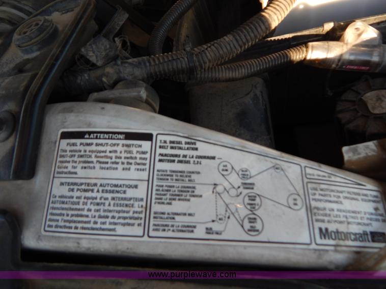 image for item G3217 2000 Ford F350 Super Duty Crew Cab pickup truck