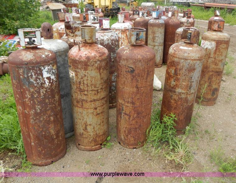 image for item G3234 Approximately 60 propane tanks