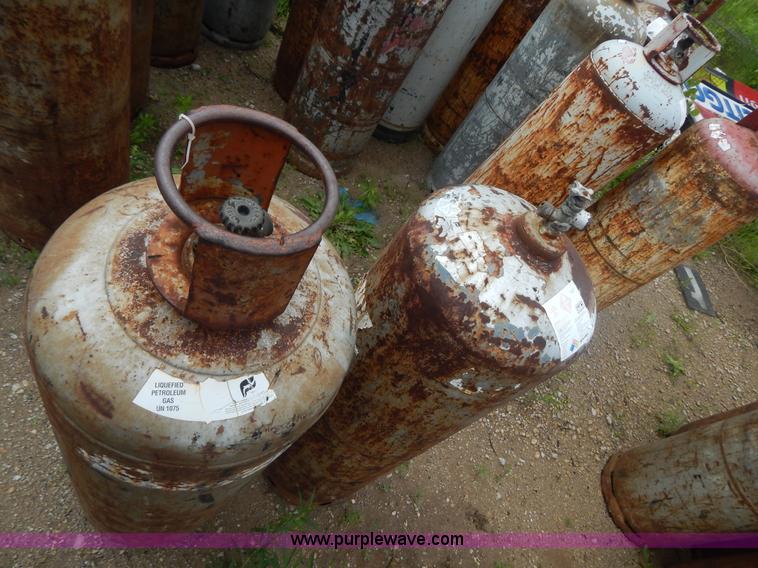image for item G3234 Approximately 60 propane tanks