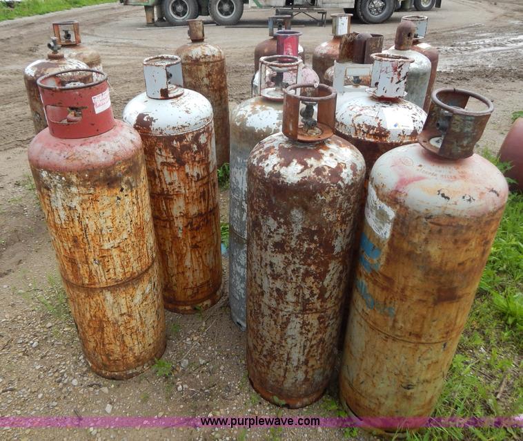 image for item G3234 Approximately 60 propane tanks