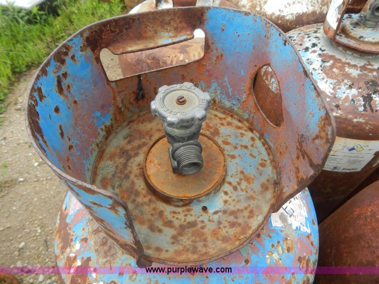 image for item G3234 Approximately 60 propane tanks