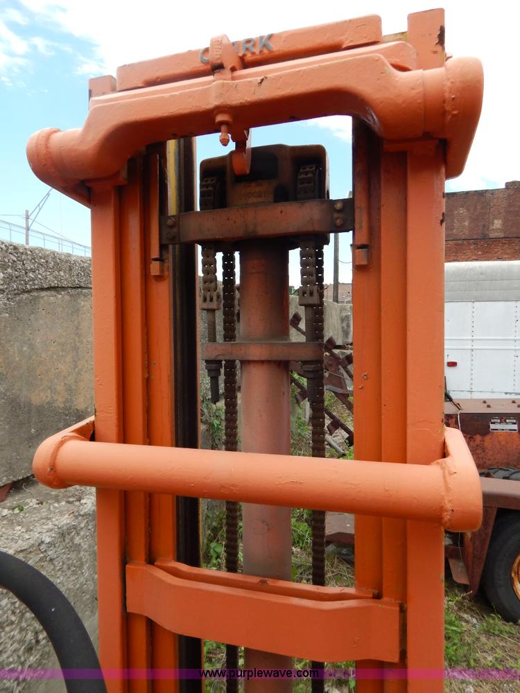 image for item G3248 Clark C20B forklifts