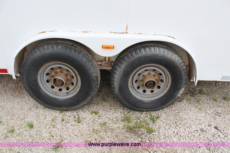 image for item G5087 1996 CM 24' enclosed gooseneck trailer