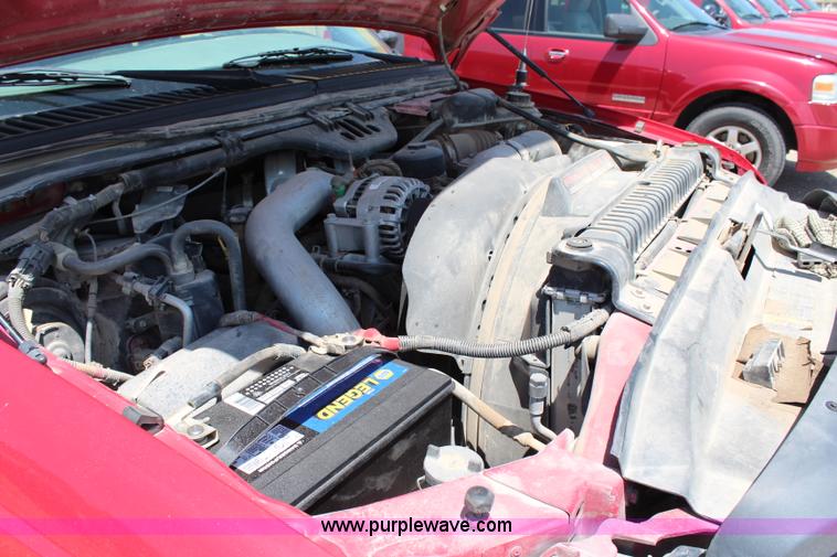 image for item G5196 2005 Ford F250 Super Duty XL SuperCab pickup truck