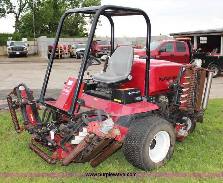 image for item G5241 2000 Toro Reelmaster 6700D lawn mower