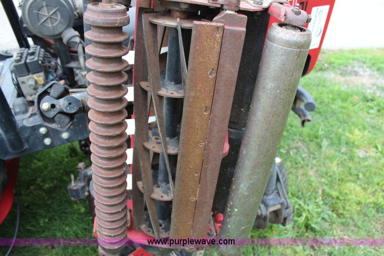 image for item G5241 2000 Toro Reelmaster 6700D lawn mower