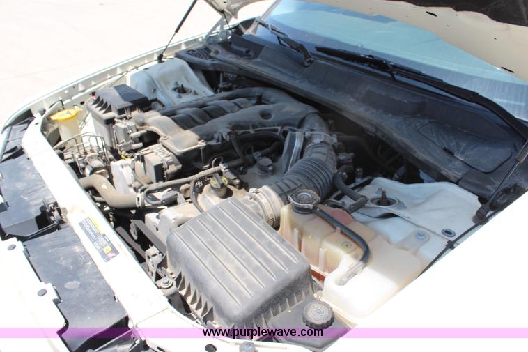 image for item G5470 2006 Chrysler 300 Touring