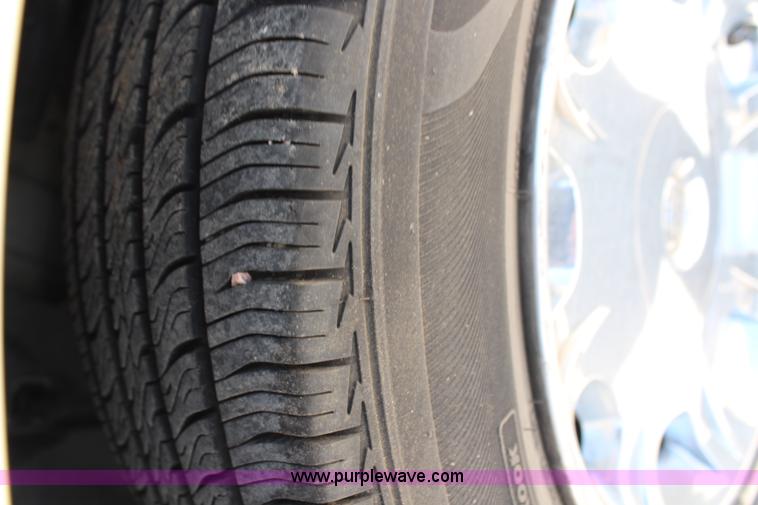 image for item G5470 2006 Chrysler 300 Touring