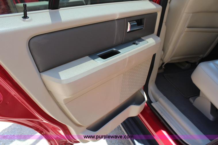 image for item G5472 2008 Ford Expedition XLT SUV