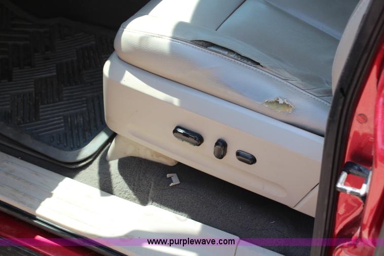 image for item G5472 2008 Ford Expedition XLT SUV