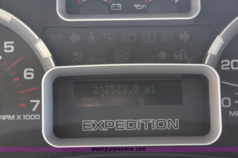 image for item G5472 2008 Ford Expedition XLT SUV