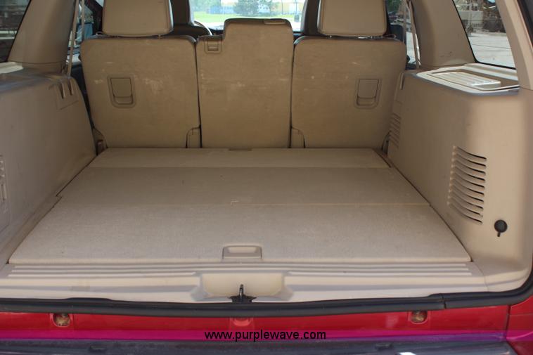 image for item G5472 2008 Ford Expedition XLT SUV